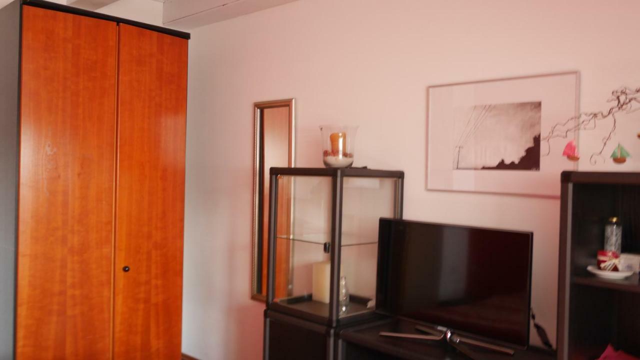 Ruhiges Zimmer Naehe Nuernberg Messe Mit Wallbox Ngoại thất bức ảnh